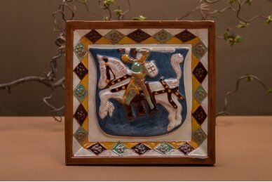 Decorative tile plate „Knight“ (A replica of a 16th century article)