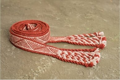 Woven wool band with plowed fields (red) 2