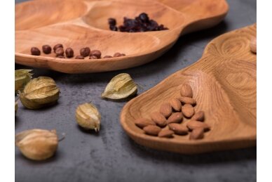 Snacks trays from natural wood